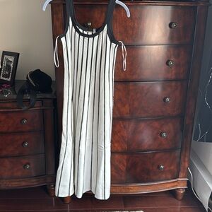Elie Tahari Striped Black and White Dress